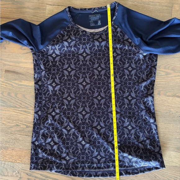 Patagonia Women's Capilene Midweight Top - Picture 5 of 6